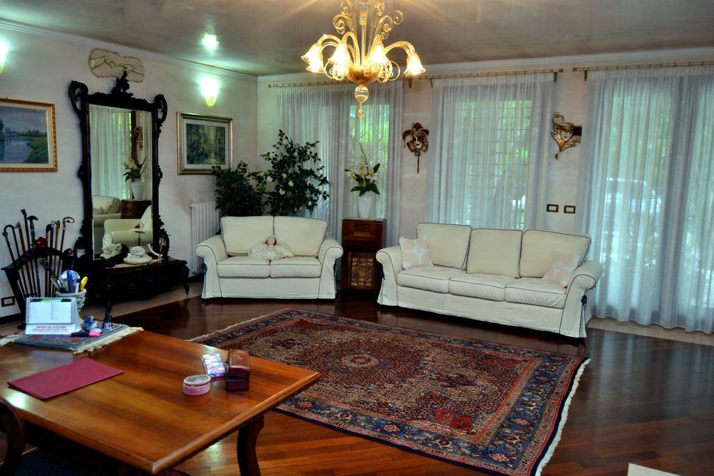 La Casa Sull'Albero Bed & Breakfast Mestre Luaran gambar